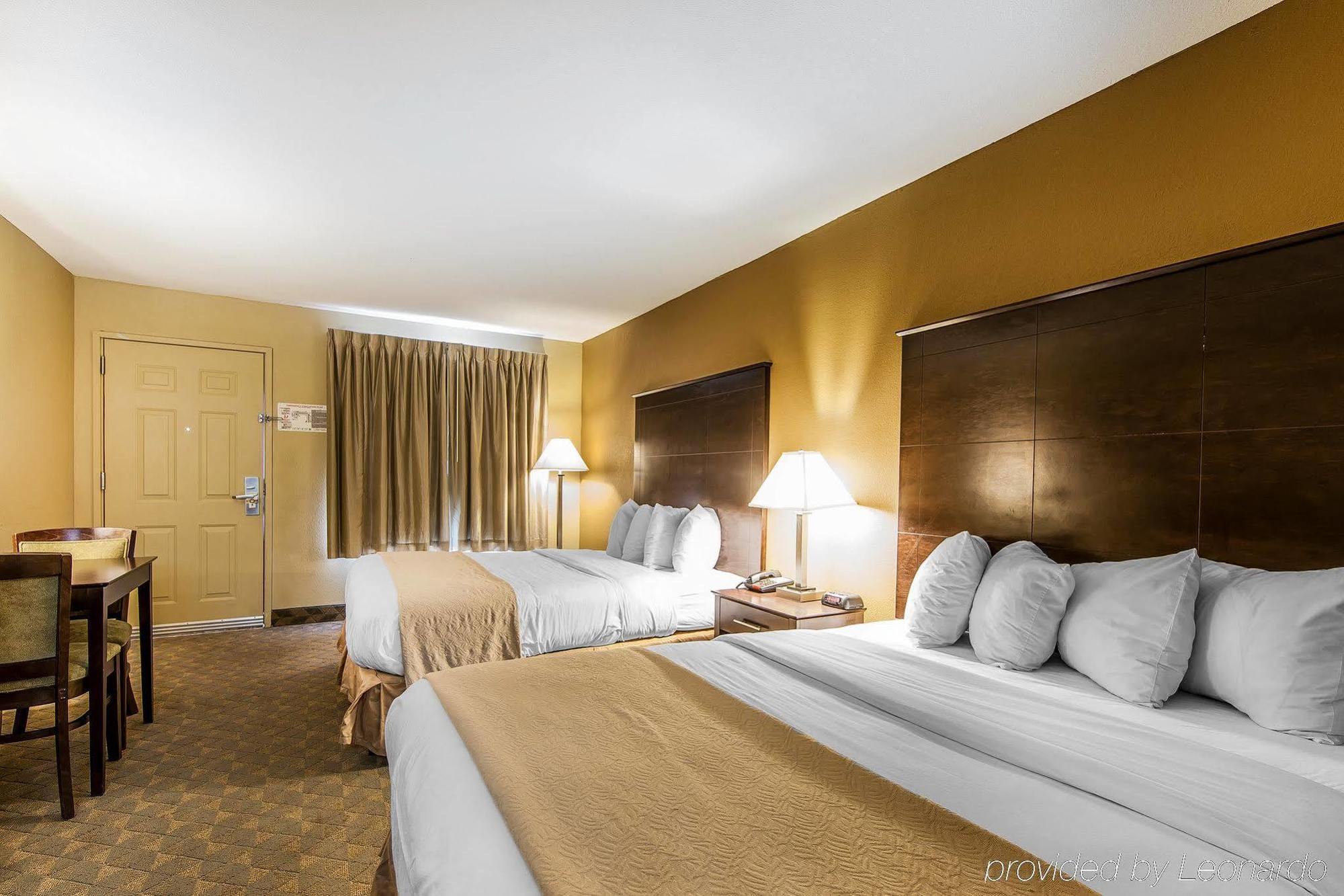 Quality Inn & Suites Бремен Экстерьер фото
