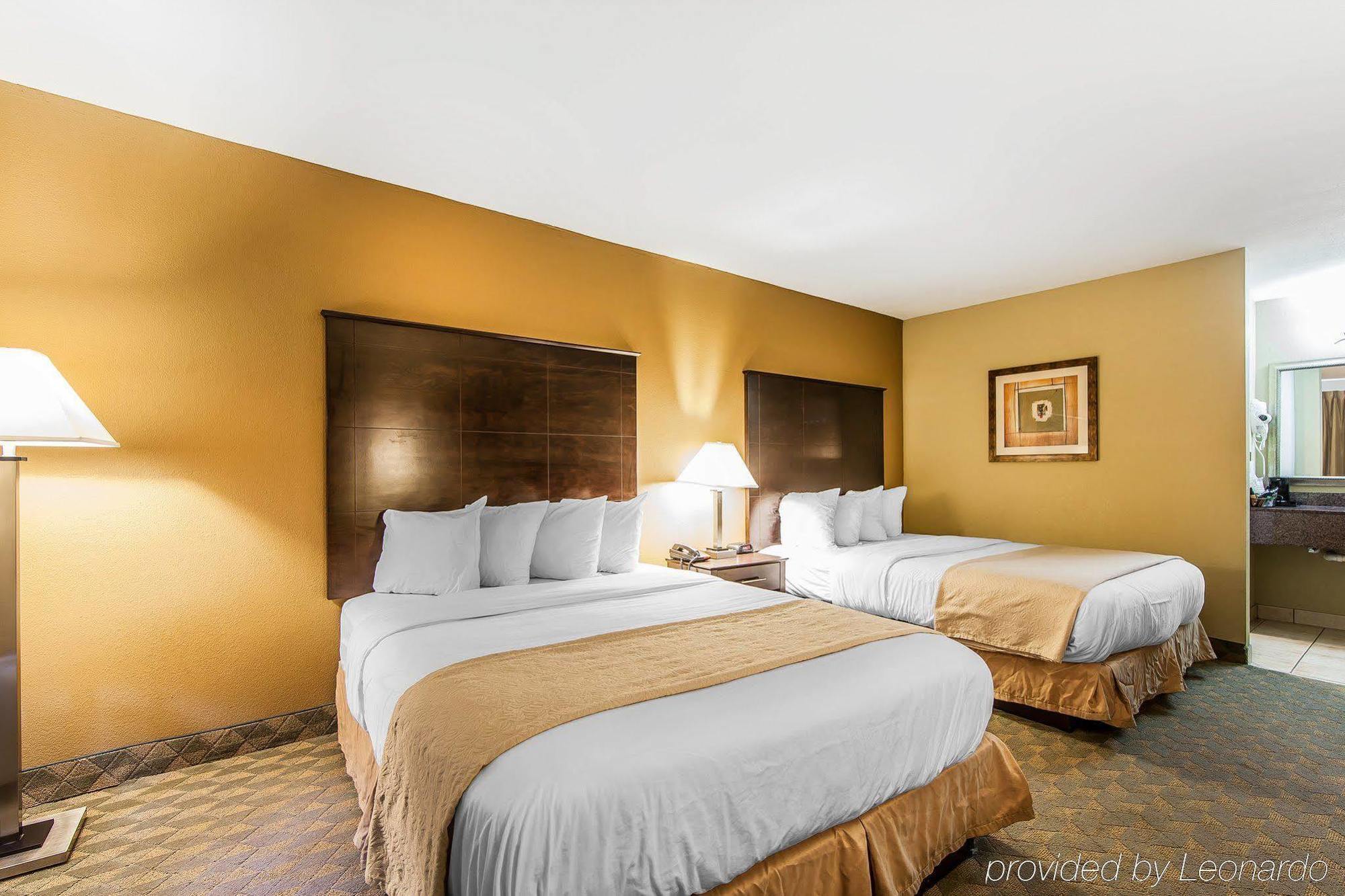 Quality Inn & Suites Бремен Экстерьер фото